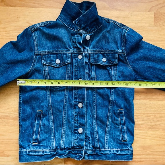 Classic GAP denim jacket - Picture 3 of 6